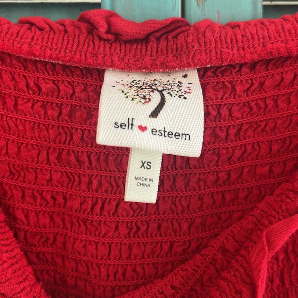 Self Esteem Scarlet Puff Sleeve Blouse - Picture 2 of 4